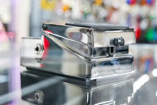 ISP Technologies - Decimator 2 Noise Reduction Pedal 2